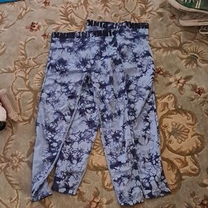 Bundle Of 2 Leggings